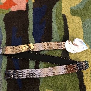 Vintage 1980s flexible metal leaf belt